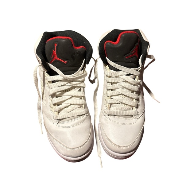 Jordan Other - Nike Air Jordan 5 retro Sneakers